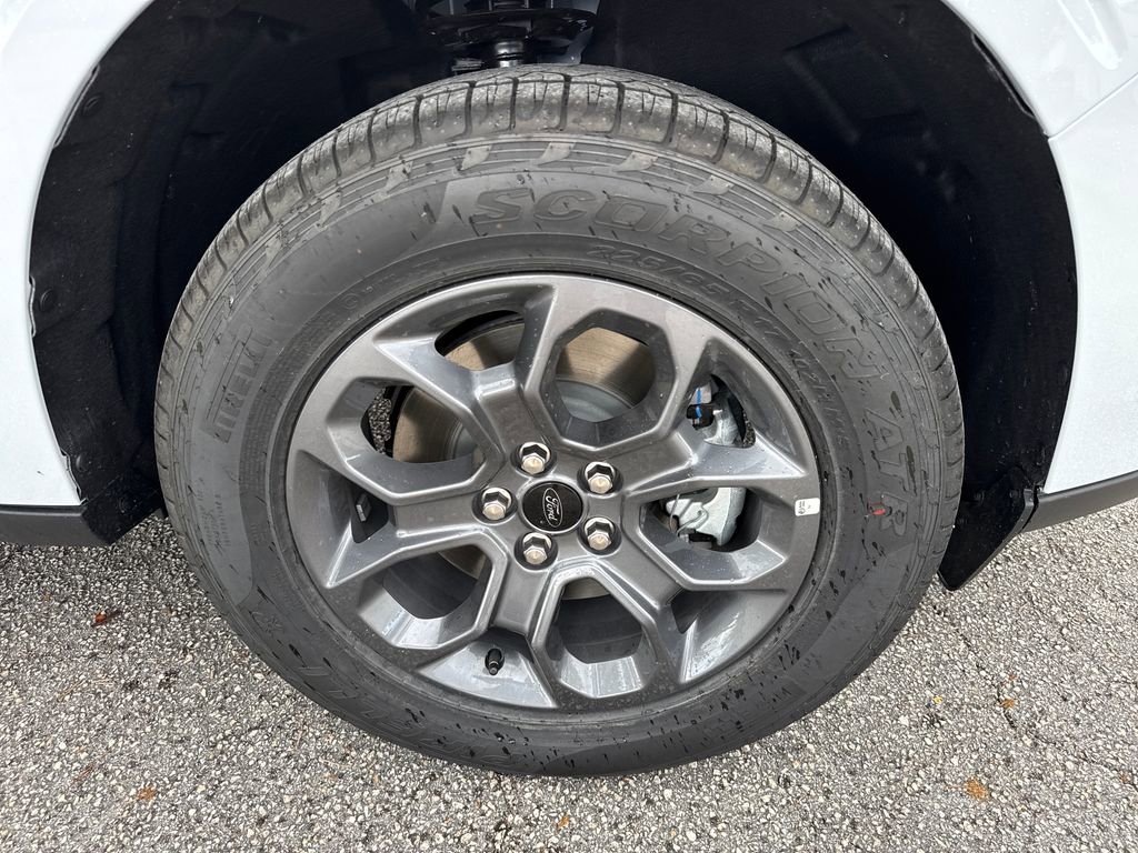 New 2026 Ford Maverick XLT w/ XLT Luxury Package image 10