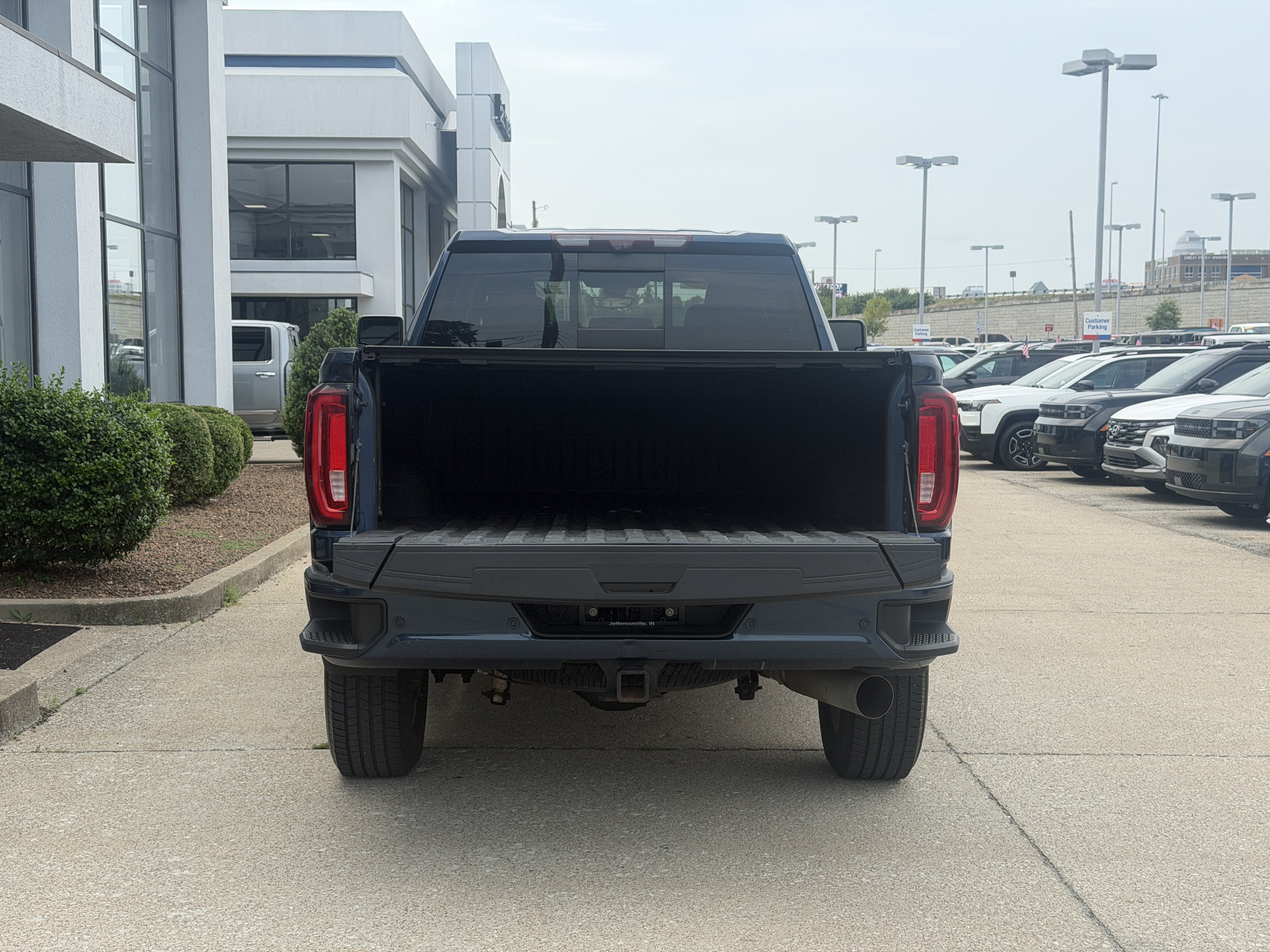 Used 2020 GMC Sierra 3500 Denali w/ Denali Ultimate Package AWD/4WD image 10