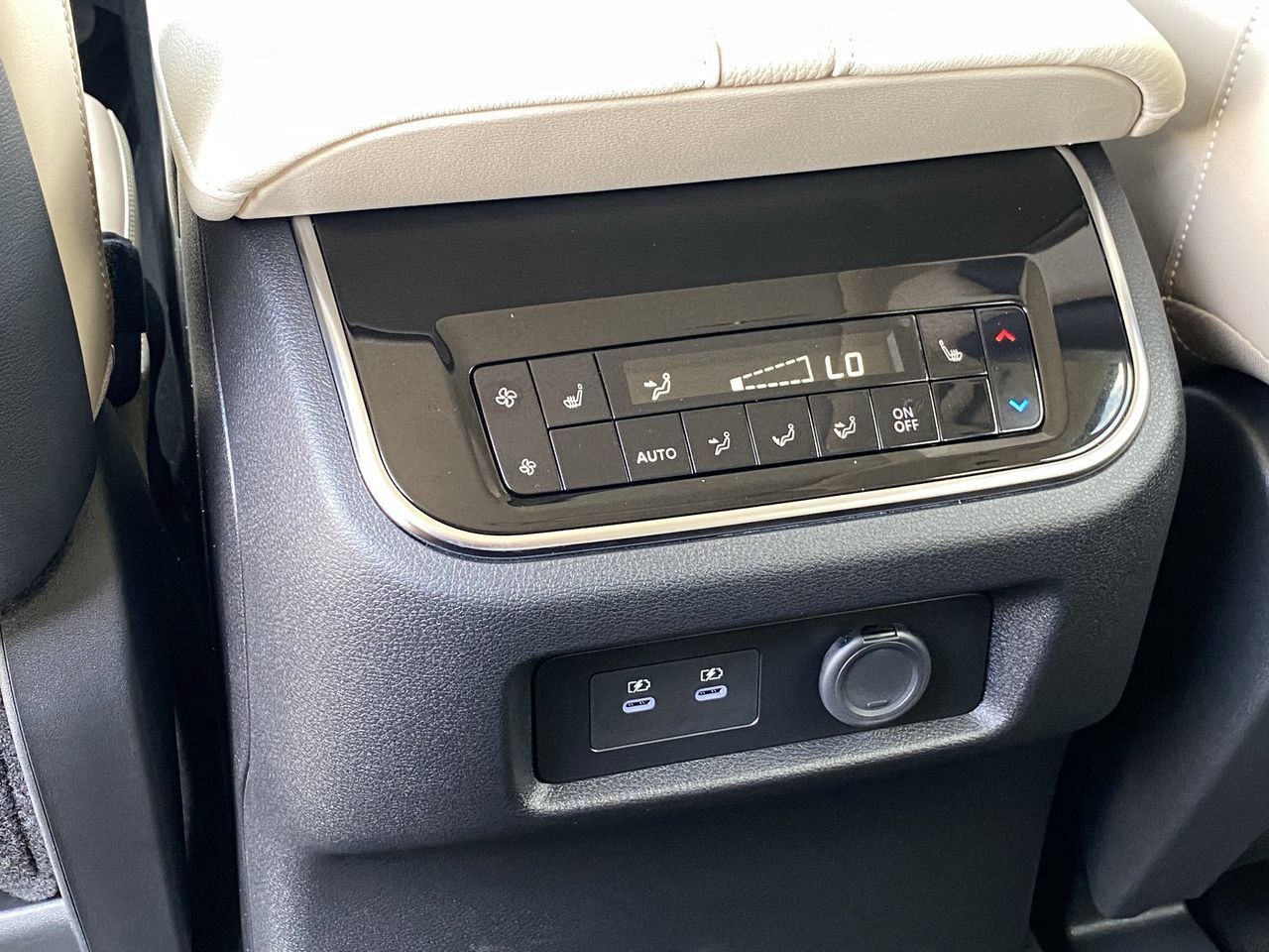 New 2026 Nissan Armada Platinum Reserve AWD/4WD image 15