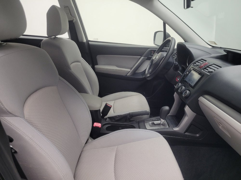 Used 2014 Subaru Forester 2.5i AWD/4WD image 21