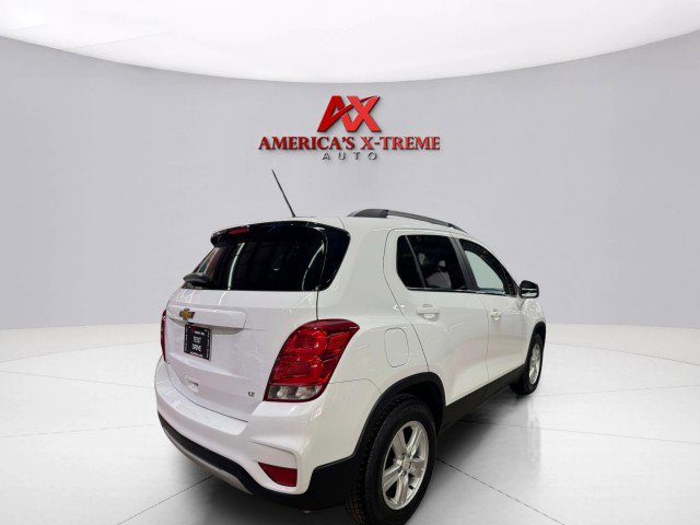 Used 2020 Chevrolet Trax LT w/ LT Convenience Package image 6