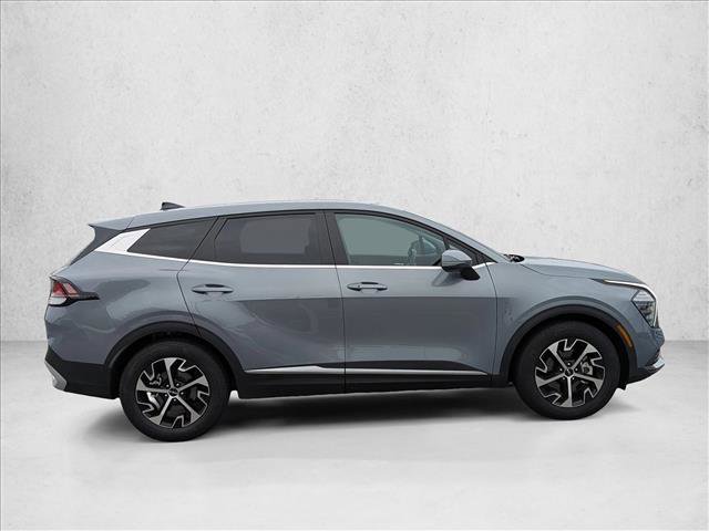 Used 2025 Kia Sportage EX image 4