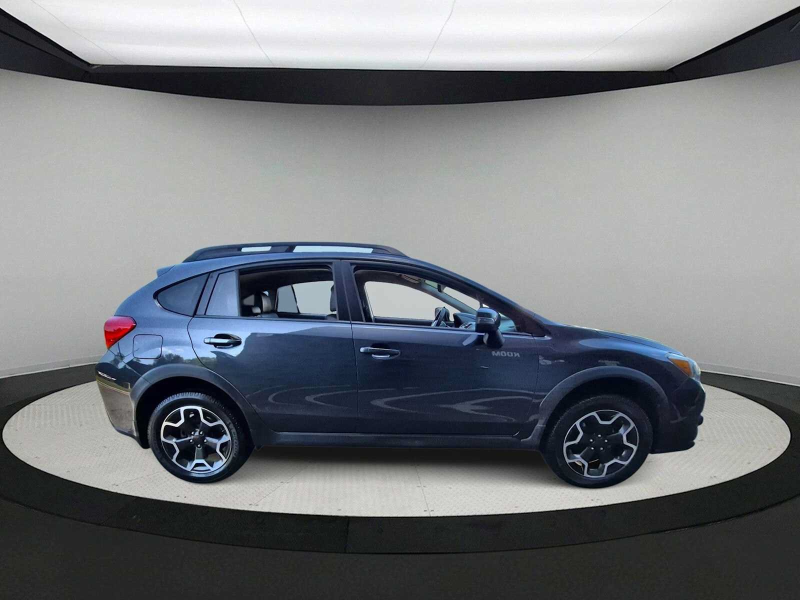 Used 2015 Subaru Crosstrek 2.0i Limited w/ Popular Package #2 AWD/4WD image 9