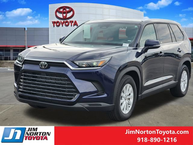 Used 2026 Toyota Grand Highlander FWD image 3