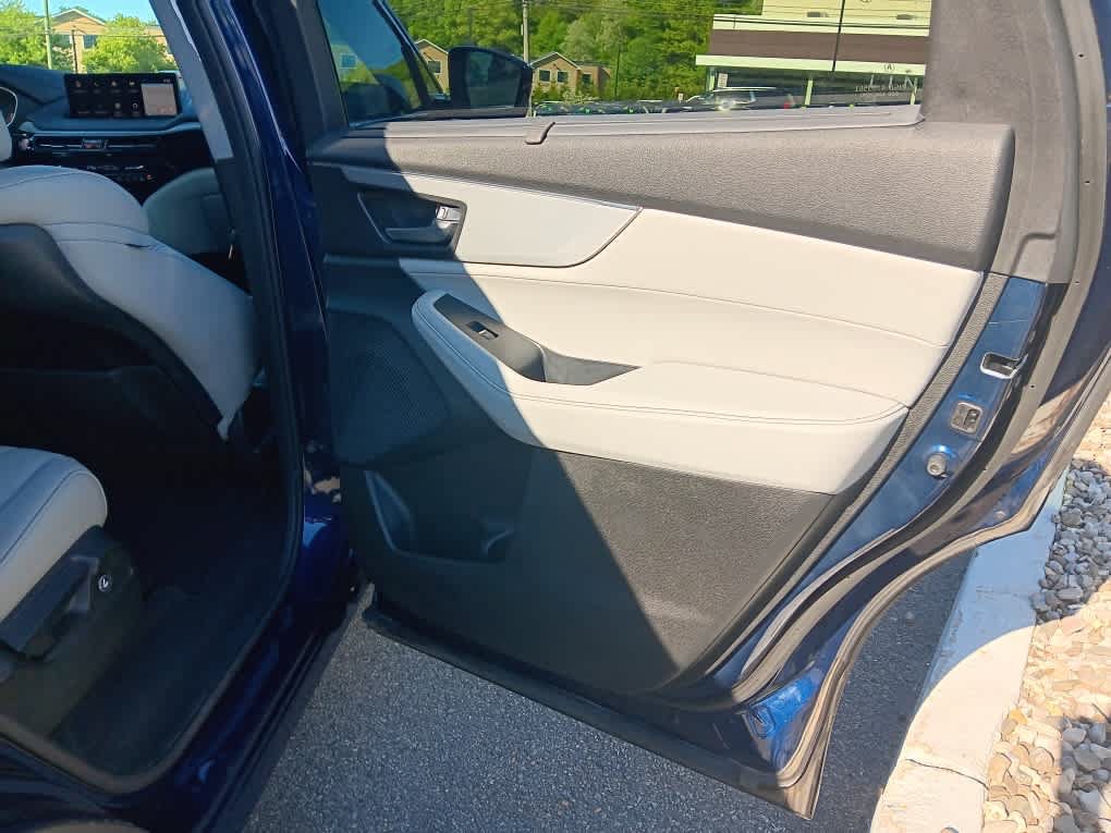Used 2024 Acura MDX SH-AWD w/ Technology Package image 33