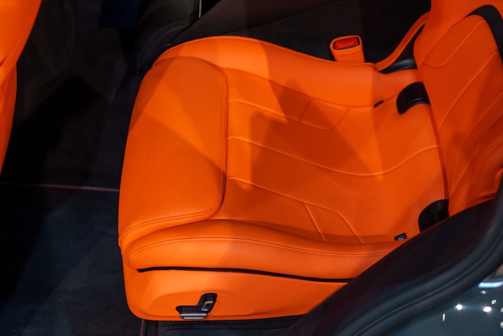 Certified 2025 Ferrari Purosangue AWD/4WD image 39