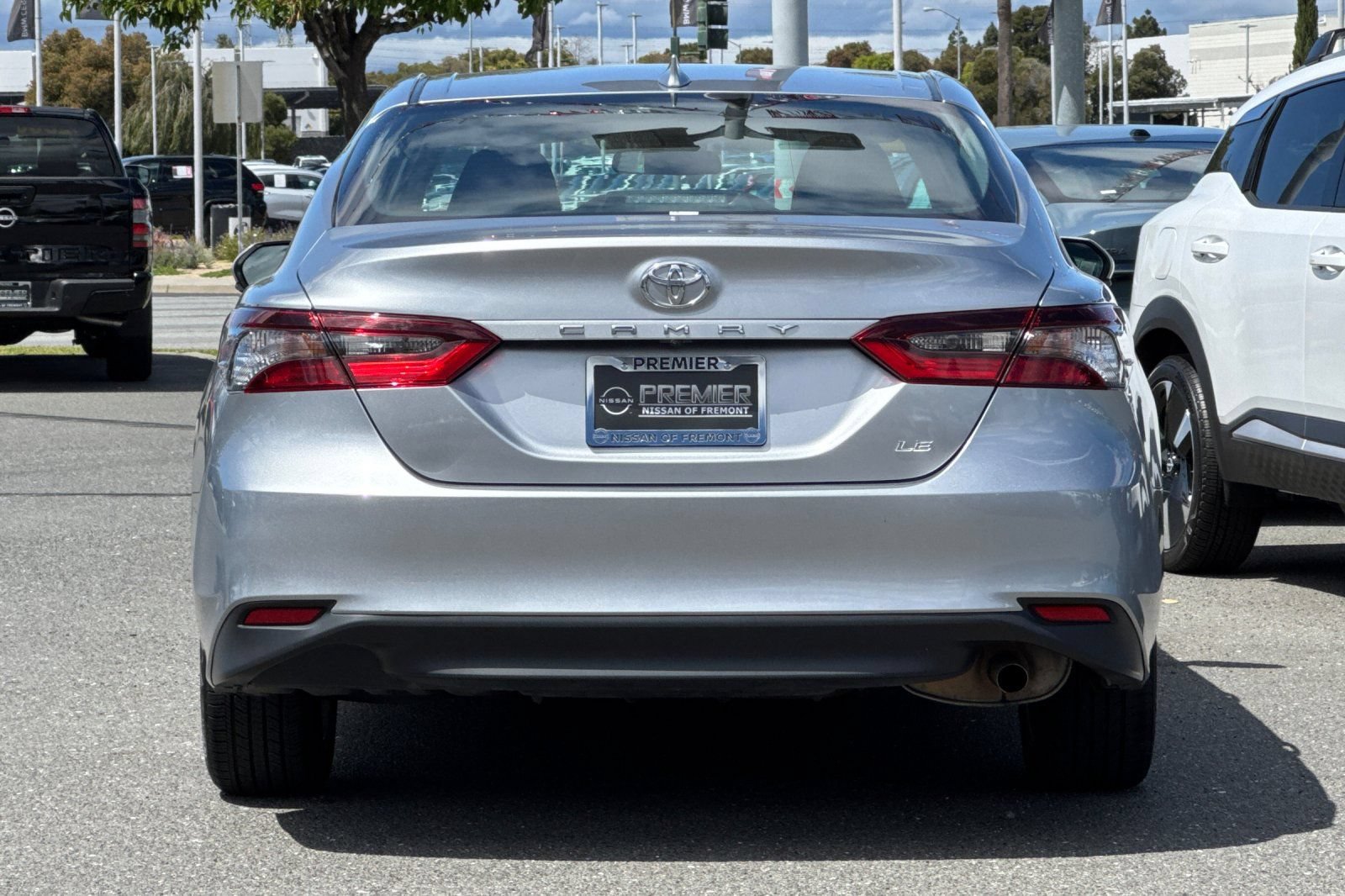 Used 2024 Toyota Camry LE FWD image 5