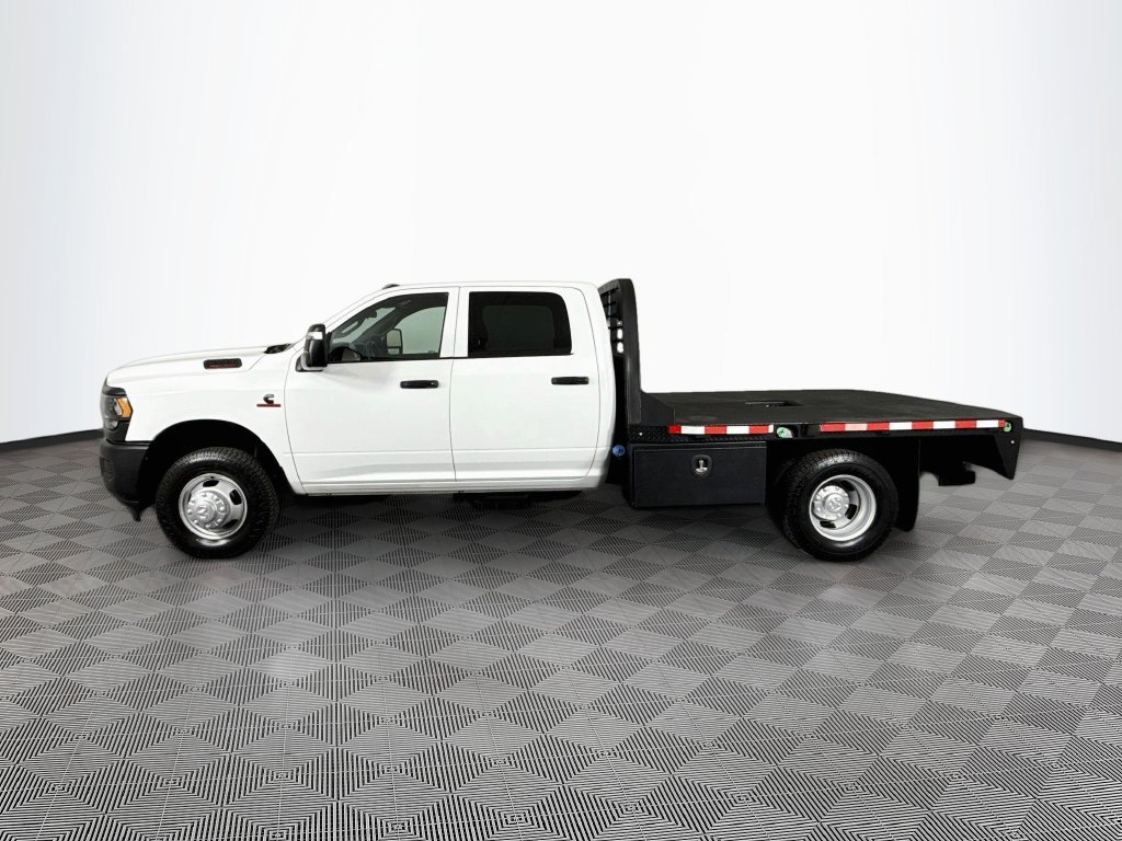 Used 2024 RAM 3500 Tradesman AWD/4WD image 4