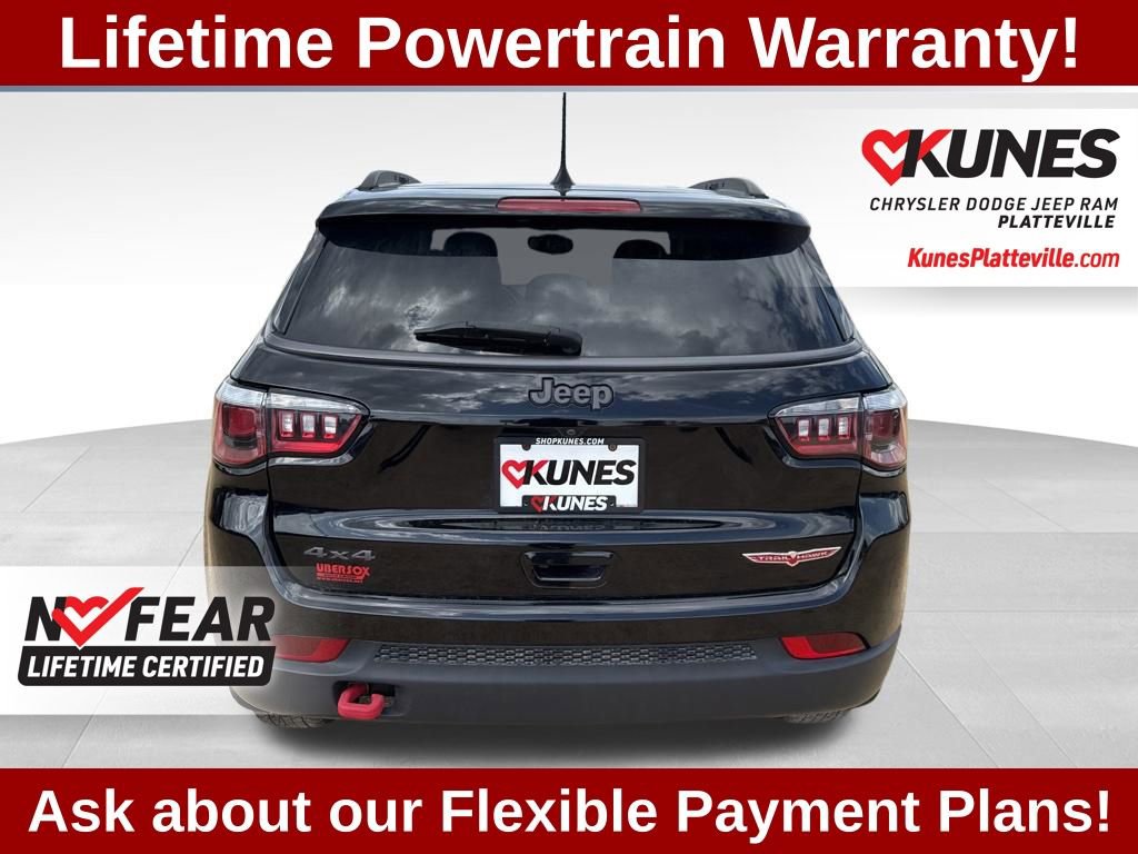 Used 2019 Jeep Compass Trailhawk w/ Cold Weather Group AWD/4WD image 5