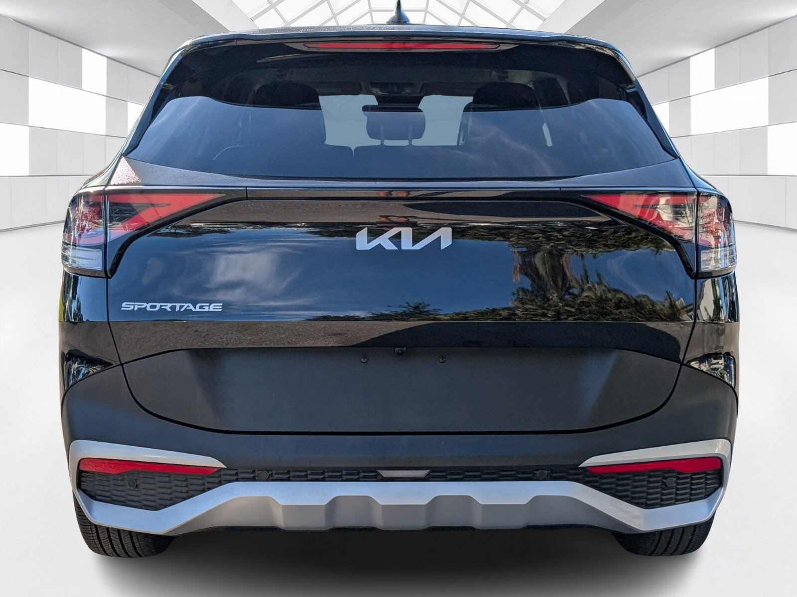 Used 2025 Kia Sportage EX image 6