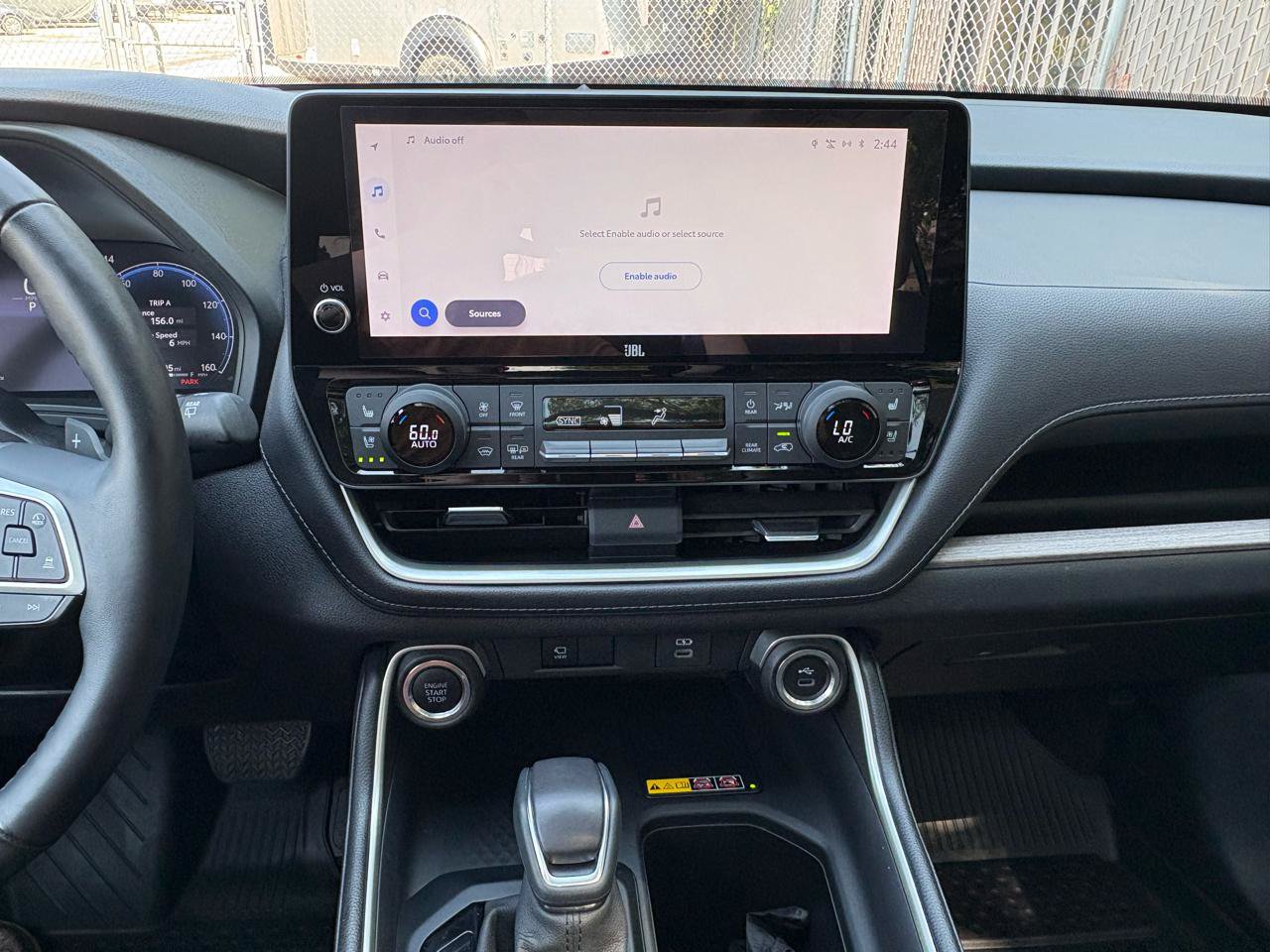 Used 2024 Toyota Grand Highlander AWD image 17