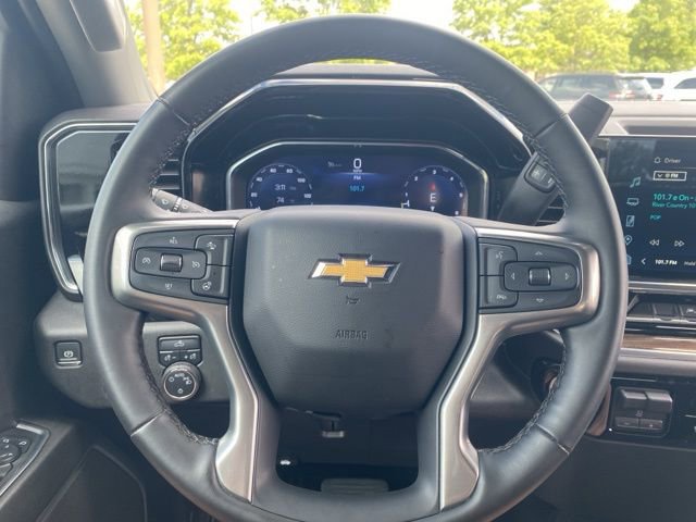 Used 2025 Chevrolet Silverado 1500 LT image 29