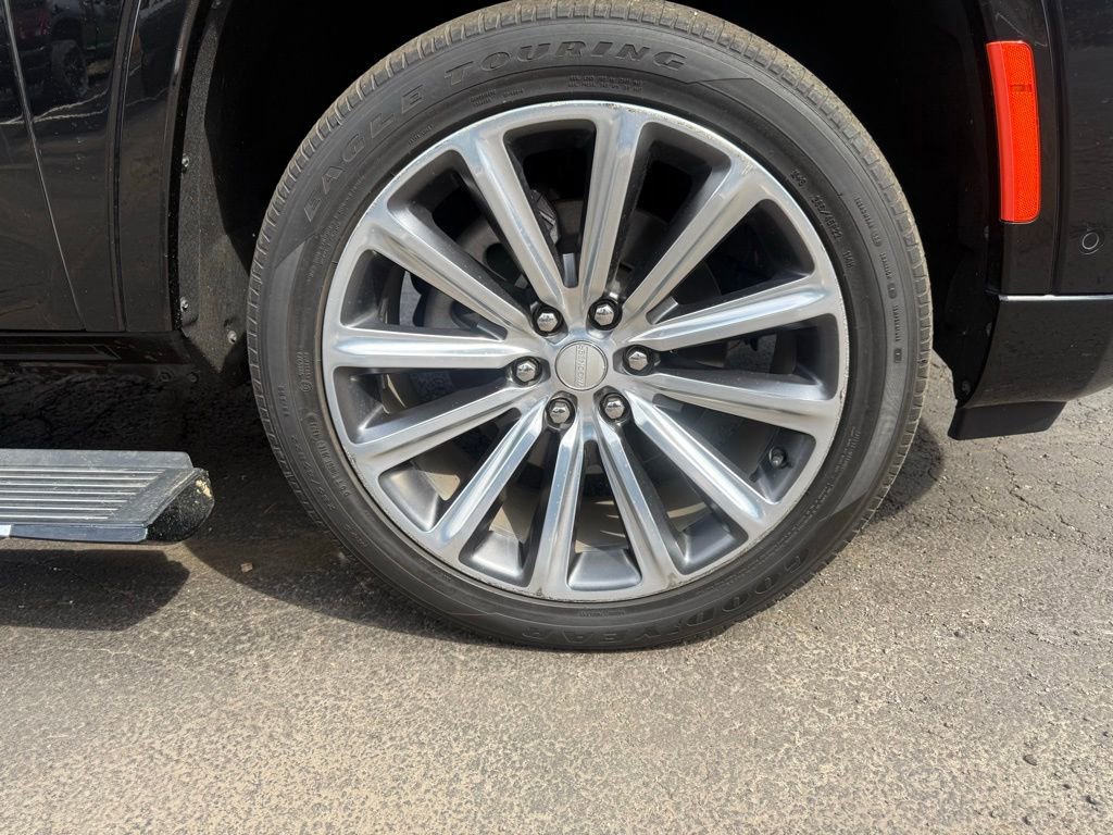 Used 2022 Jeep Grand Wagoneer Series II image 56