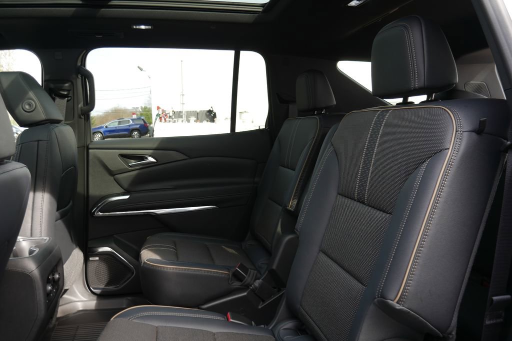 New 2026 Chevrolet Traverse High Country image 29
