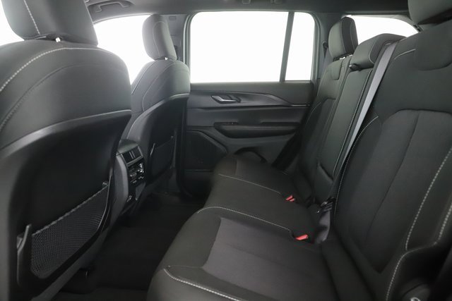 Used 2024 Jeep Grand Cherokee Laredo X w/ Trailer Tow Package image 27