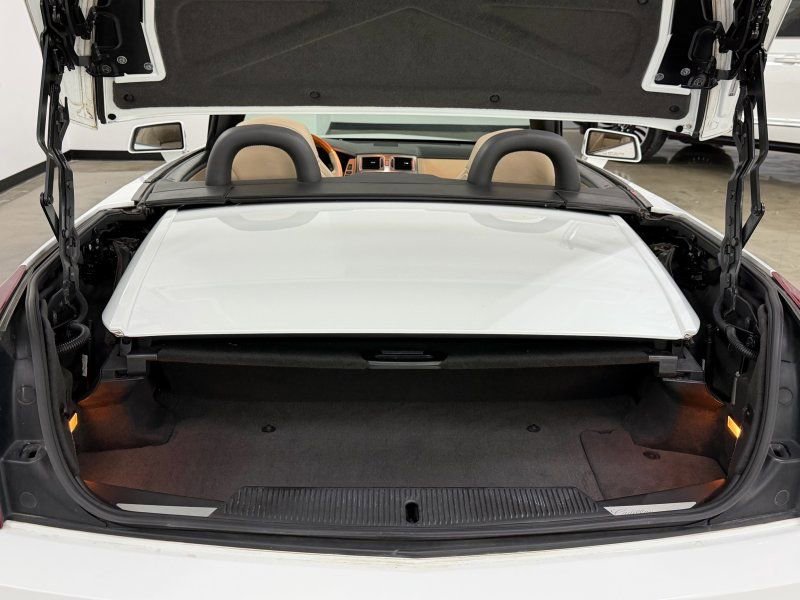 Used 2008 Cadillac XLR RWD image 17