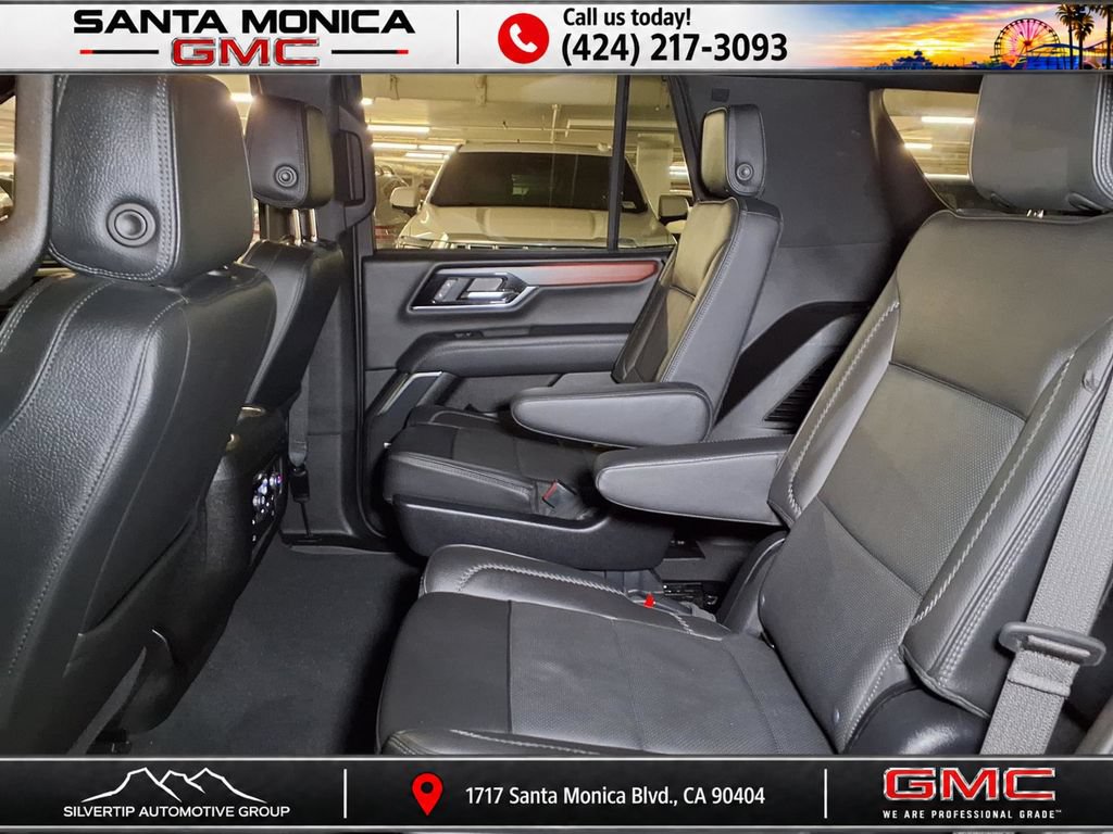 Used 2025 GMC Yukon Denali AWD/4WD image 17