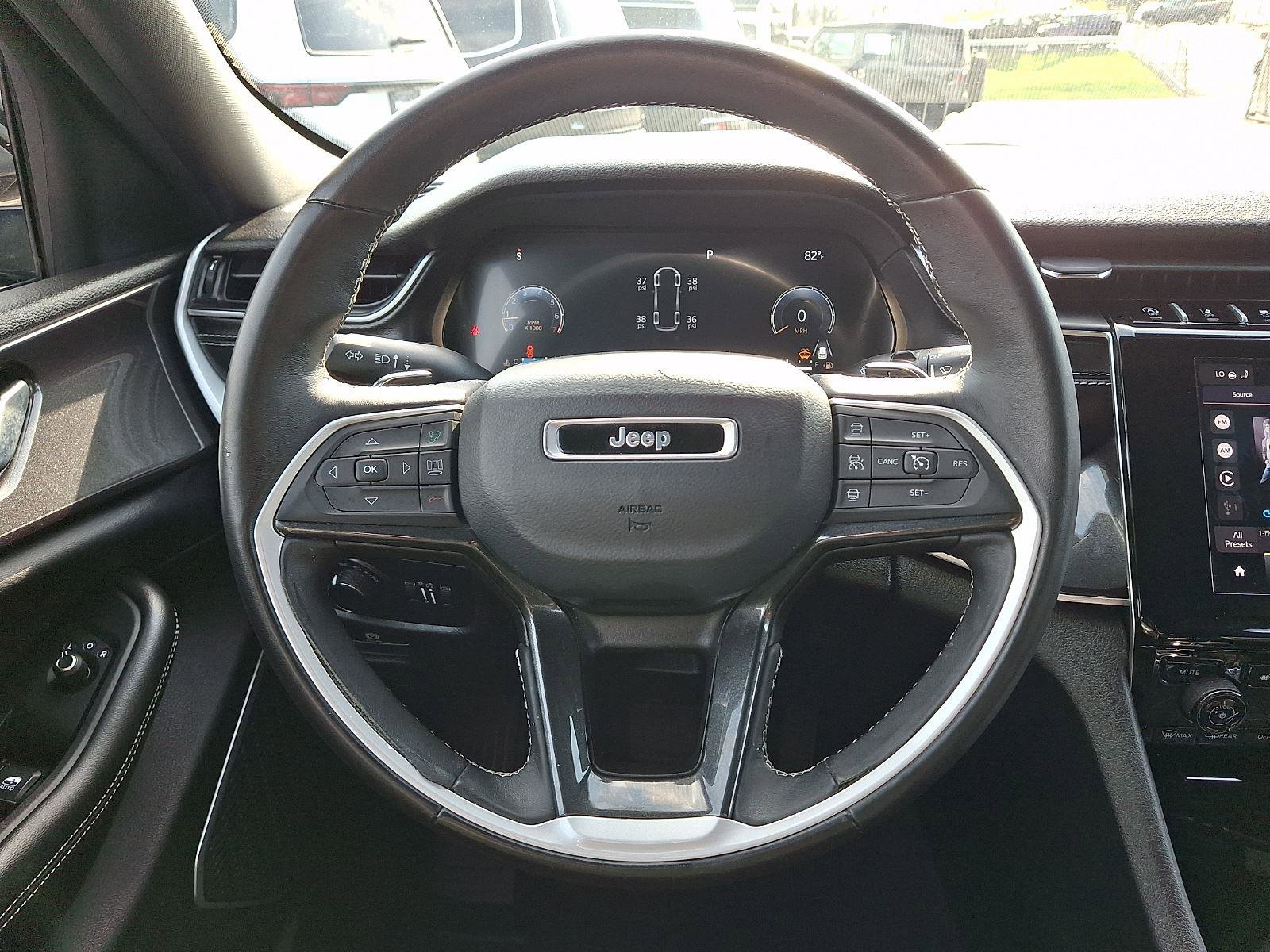 Used 2022 Jeep Grand Cherokee L Laredo image 19