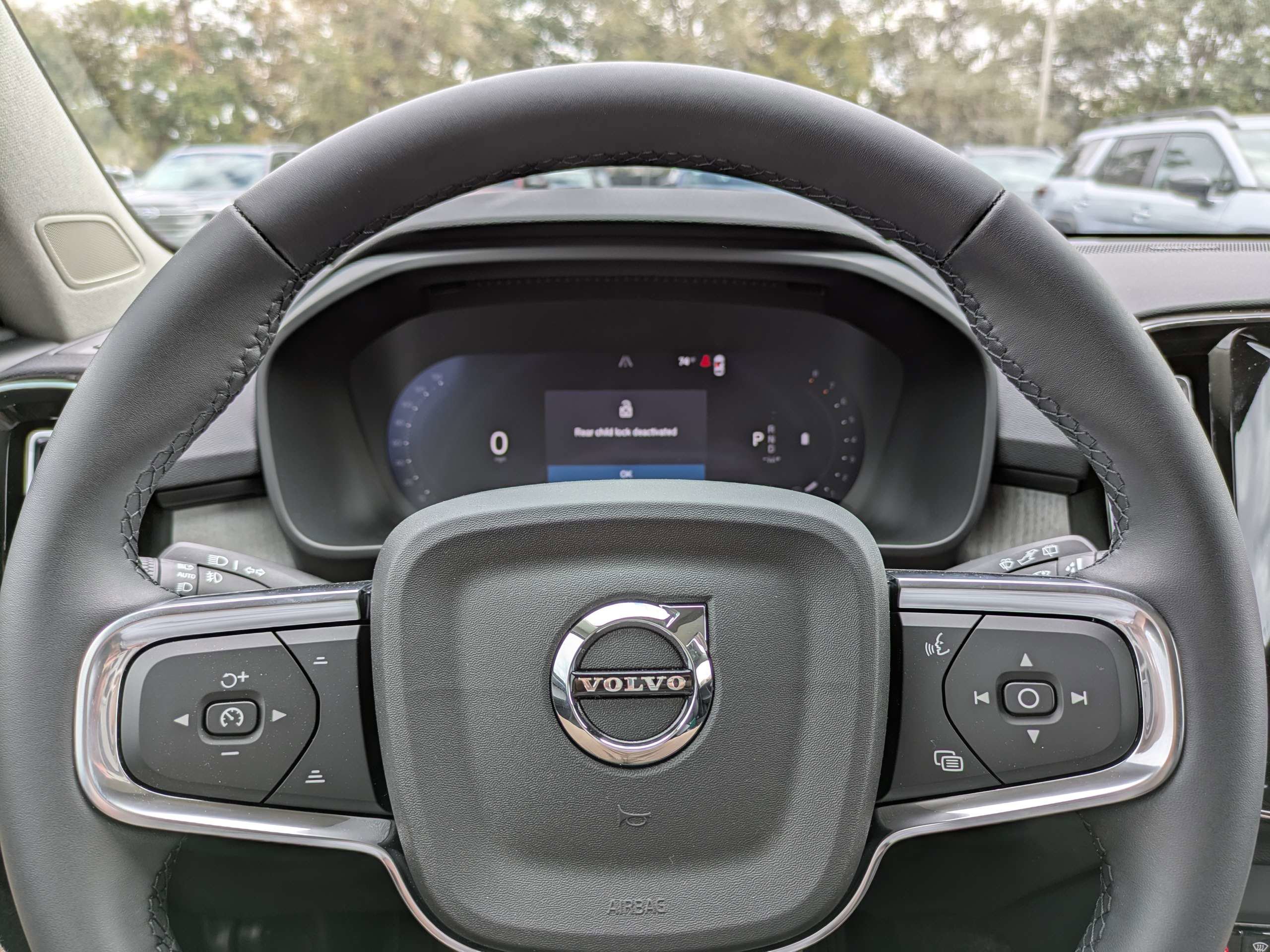 New 2026 Volvo XC40 B5 Ultra w/ Protection Package Premier image 30