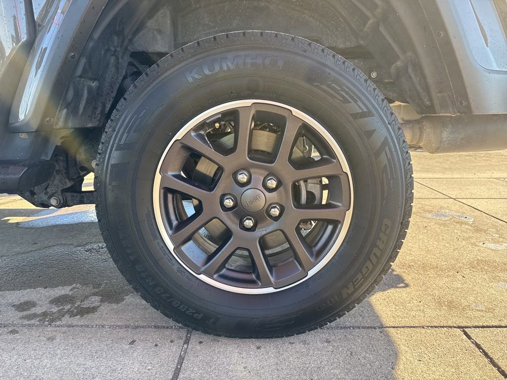 Used 2021 Jeep Gladiator Overland w/ Popular Equipment Package image 29