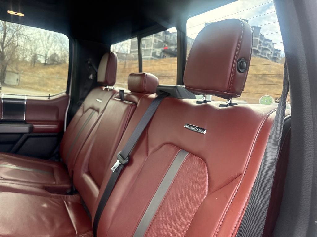 Certified 2019 Ford F150 Platinum w/ Equipment Group 701A Luxury image 18