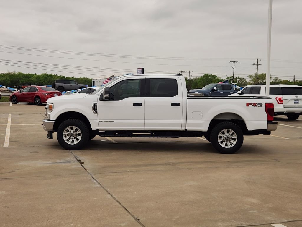 Used 2021 Ford F250 XLT w/ FX4 Off-Road Package AWD/4WD image 4