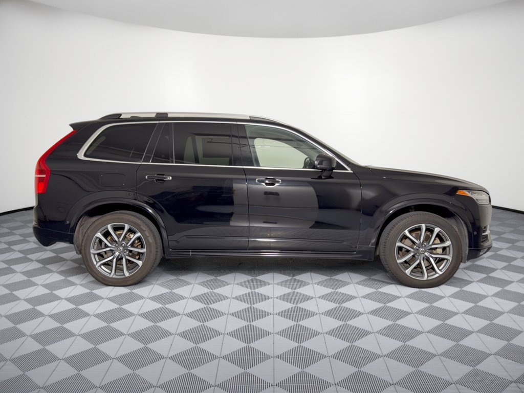 Used 2019 Volvo XC90 T6 Momentum w/ Protection Package Premier AWD/4WD image 8