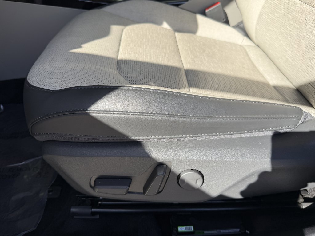 Used 2024 Kia Niro Wave w/ Wave Preserve Package image 30