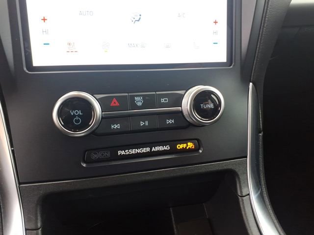 Used 2024 Ford Edge Titanium image 20