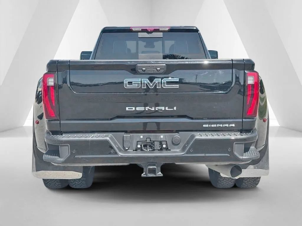 Used 2025 GMC Sierra 3500 Denali Ultimate AWD/4WD image 6