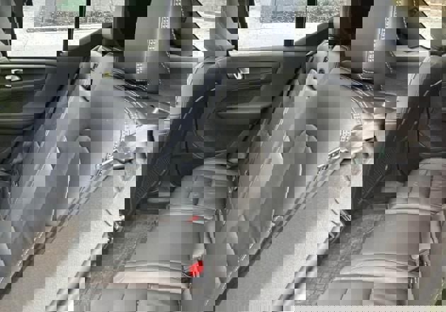 Used 2023 Volvo XC40 B5 Plus w/ Protection Package Premier image 7