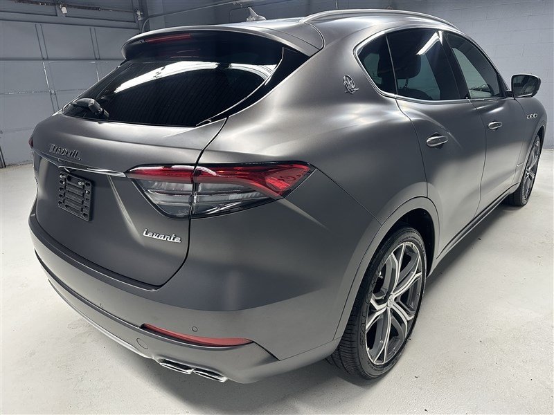 Used 2021 Maserati Levante S GranLusso AWD/4WD image 6