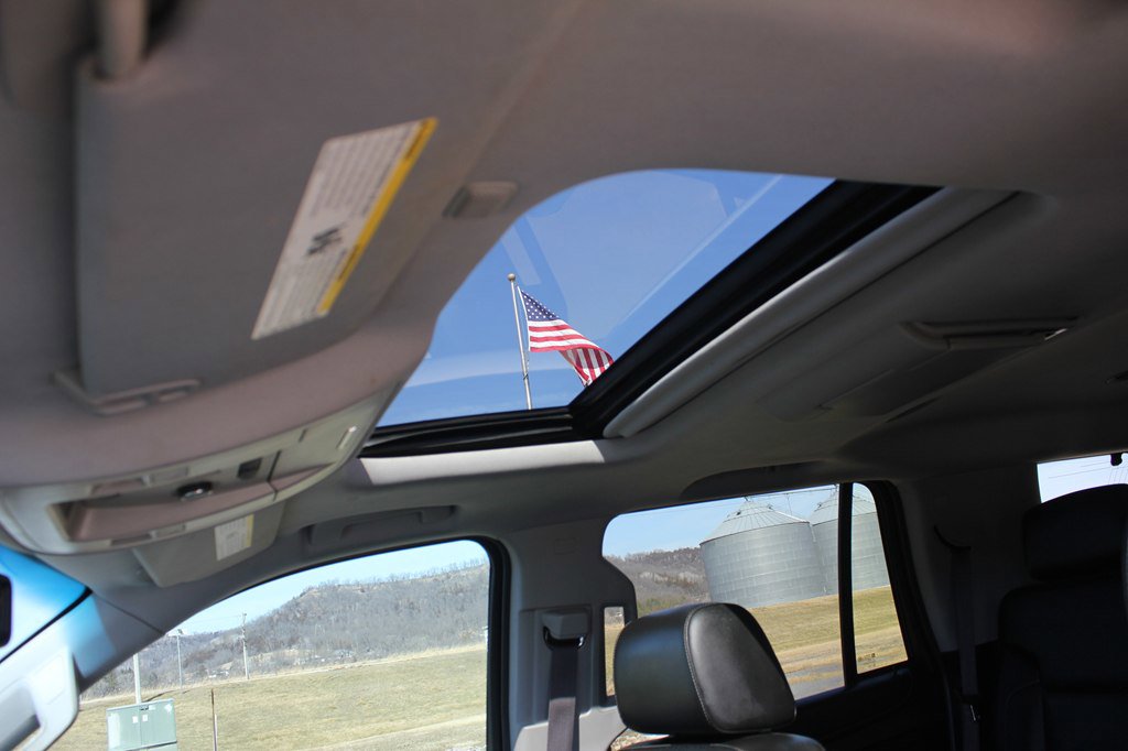 Used 2015 GMC Yukon SLT w/ Open Road Package image 30