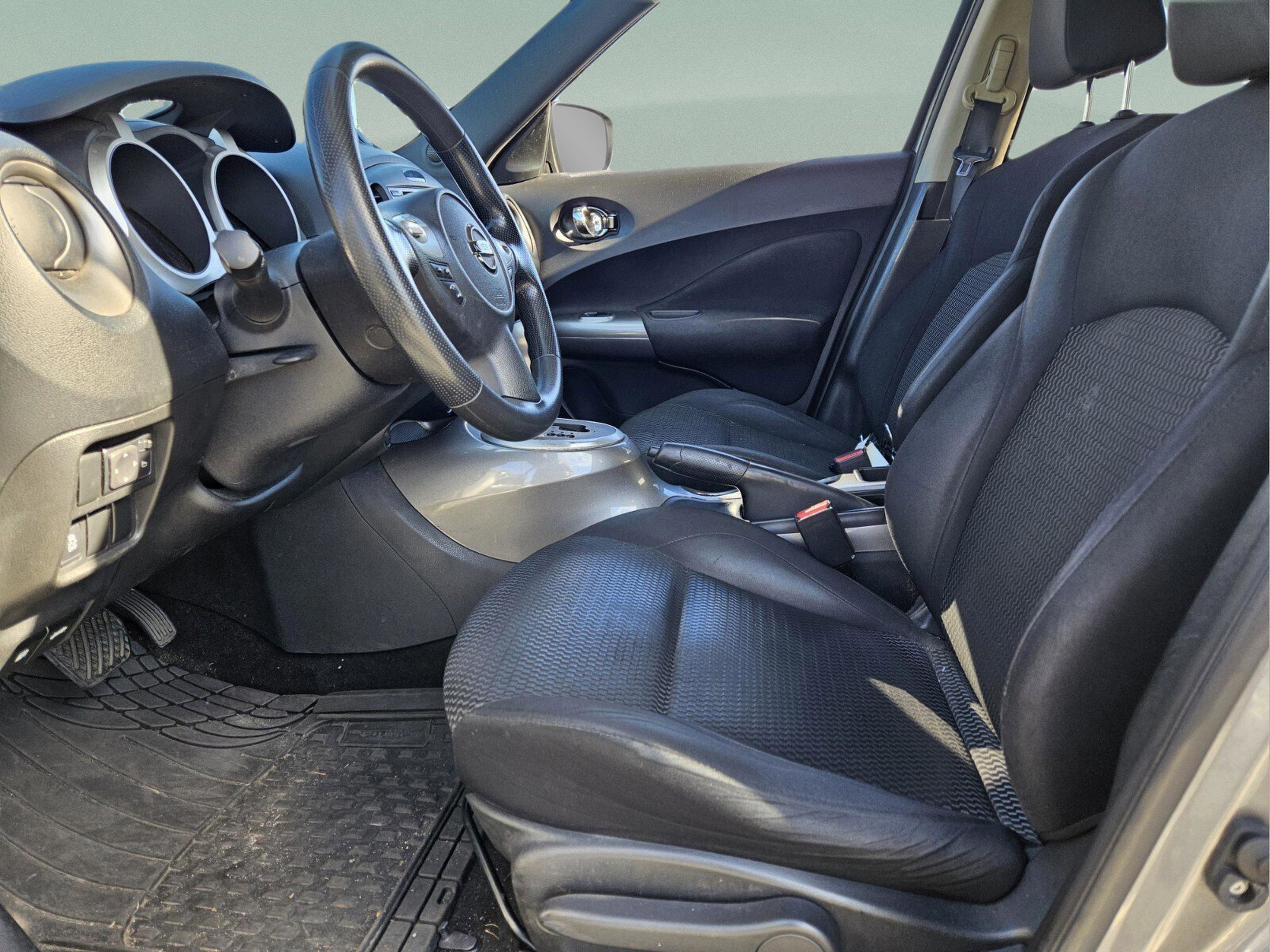 Used 2016 Nissan Juke S image 16