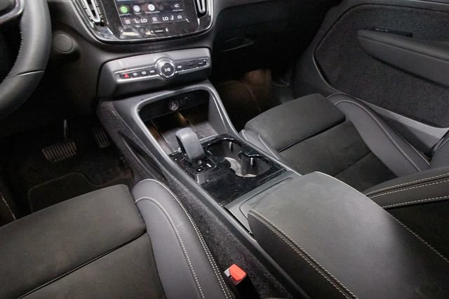 Certified 2023 Volvo XC40 Recharge Plus AWD/4WD image 9