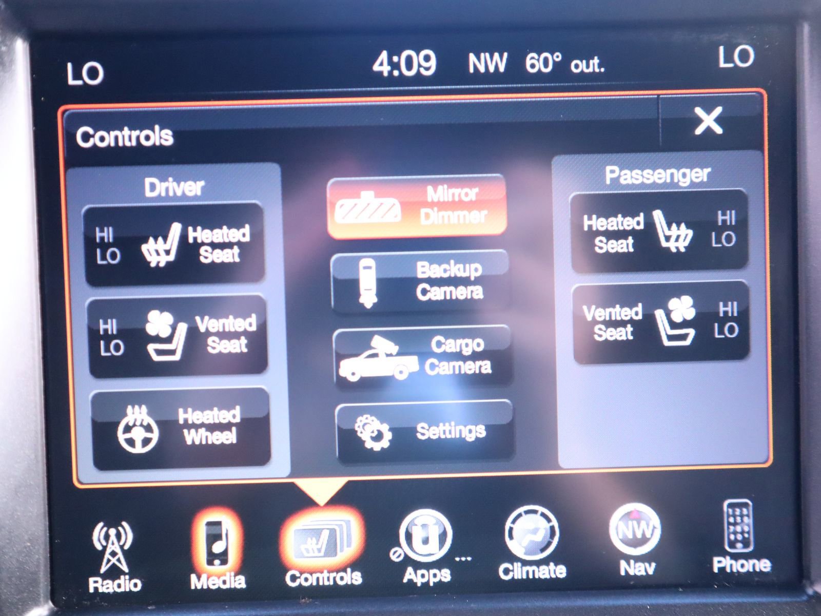 Used 2017 RAM 2500 Limited image 41