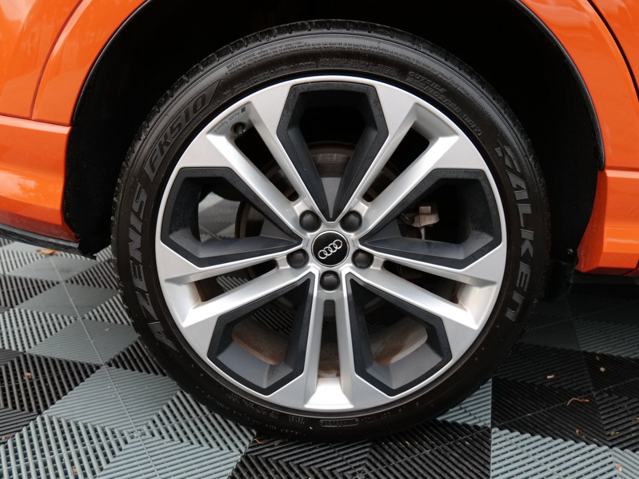 Used 2019 Audi Q3 2.0T Premium Plus w/ Premium Plus Package image 85