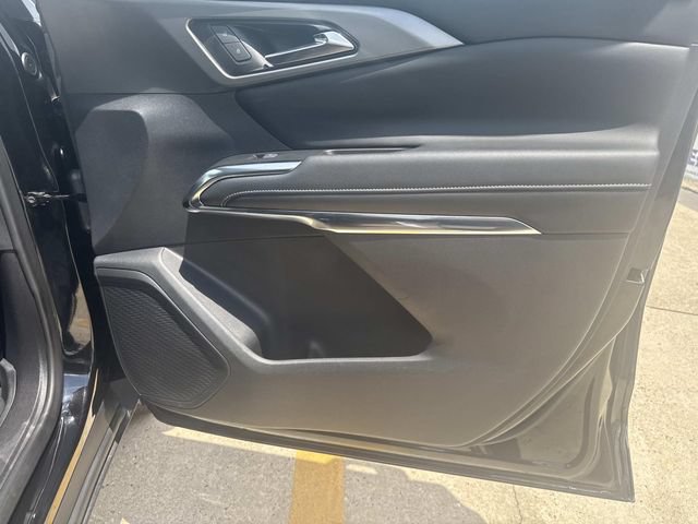 Used 2024 Chevrolet Traverse LT w/ LPO, Floor Liner Package FWD image 22