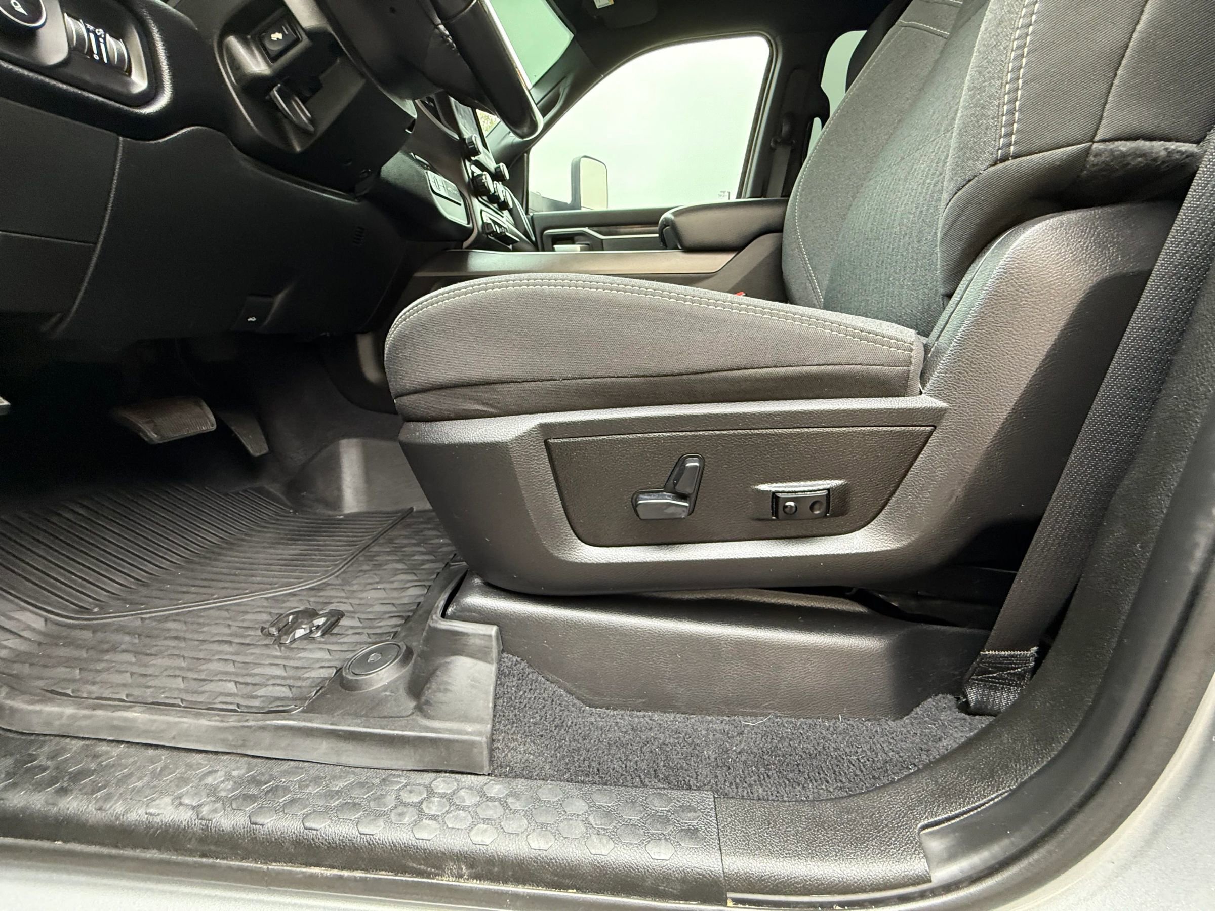 Used 2020 RAM 3500 Lone Star w/ Level 1 Equipment Group image 18