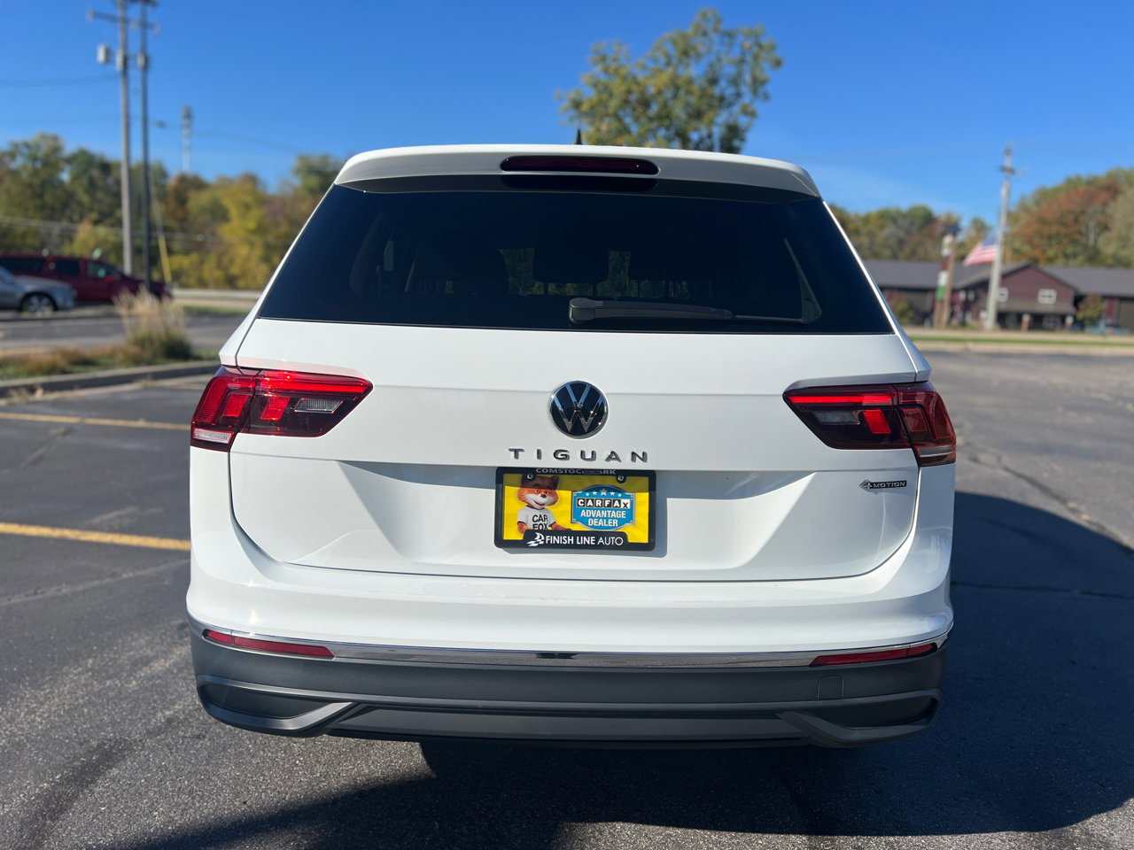 Used 2022 Volkswagen Tiguan S image 6