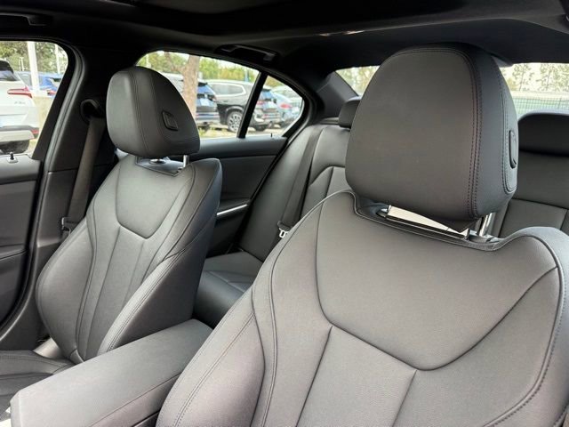 Used 2021 BMW 330i Sedan w/ Driving Assistance Package image 21