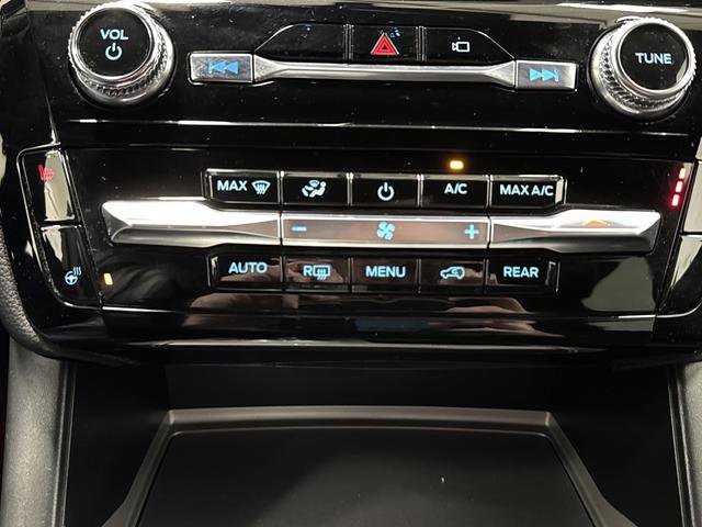 Used 2023 Ford Explorer ST-Line AWD/4WD image 8