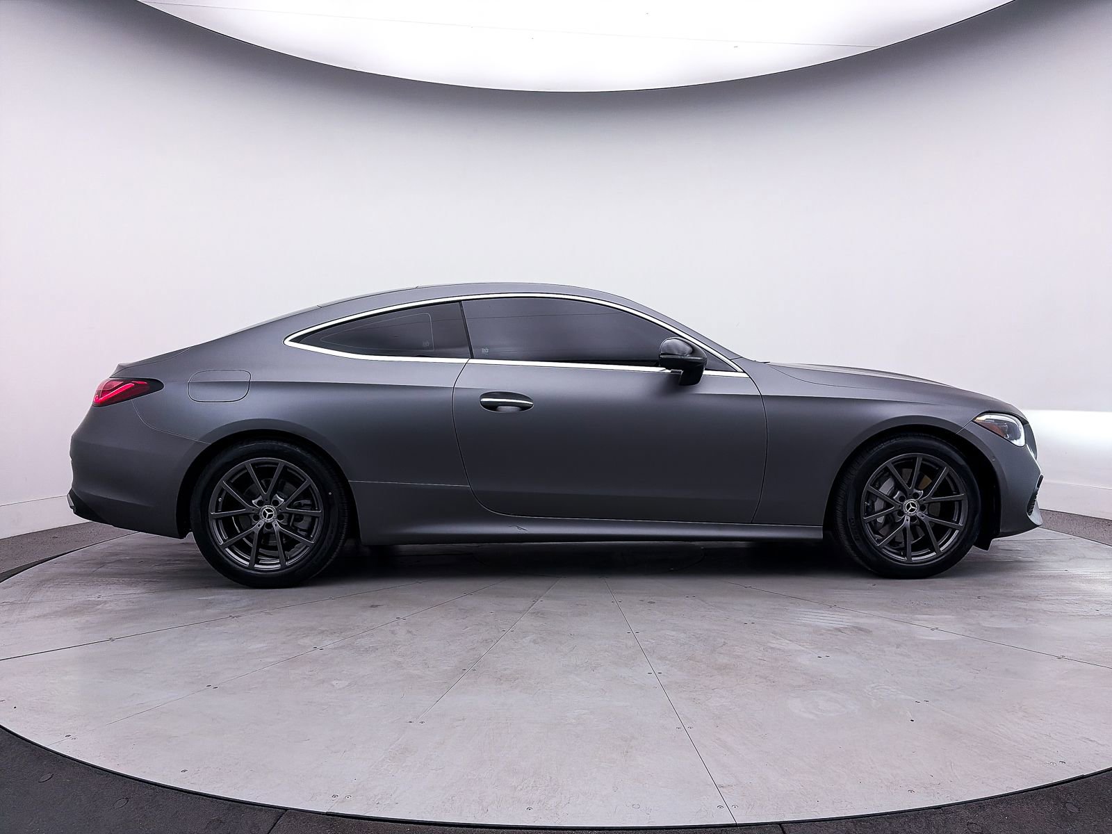 Used 2024 Mercedes-Benz CLE 300 4MATIC Coupe image 42