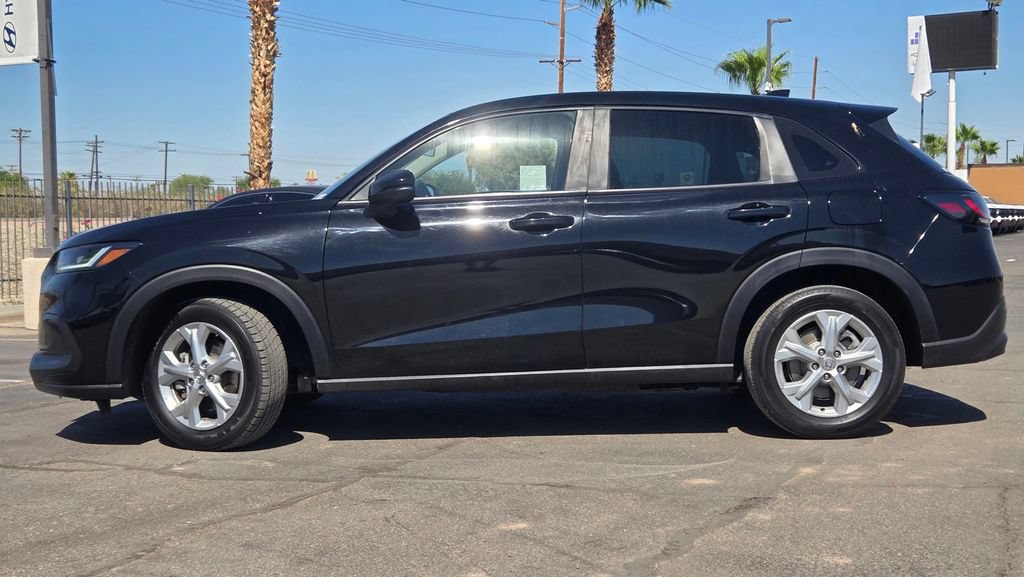 Used 2025 Honda HR-V LX image 7
