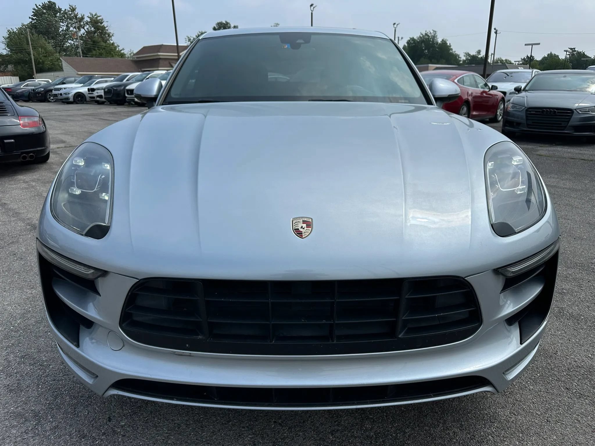 Used 2017 Porsche Macan GTS AWD/4WD image 30
