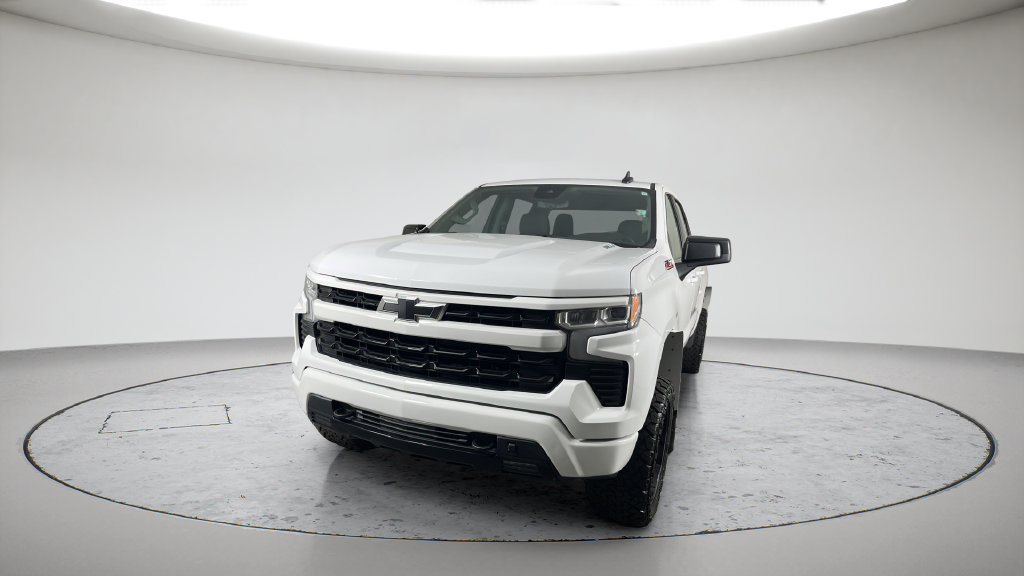 Used 2023 Chevrolet Silverado 1500 RST AWD/4WD image 2