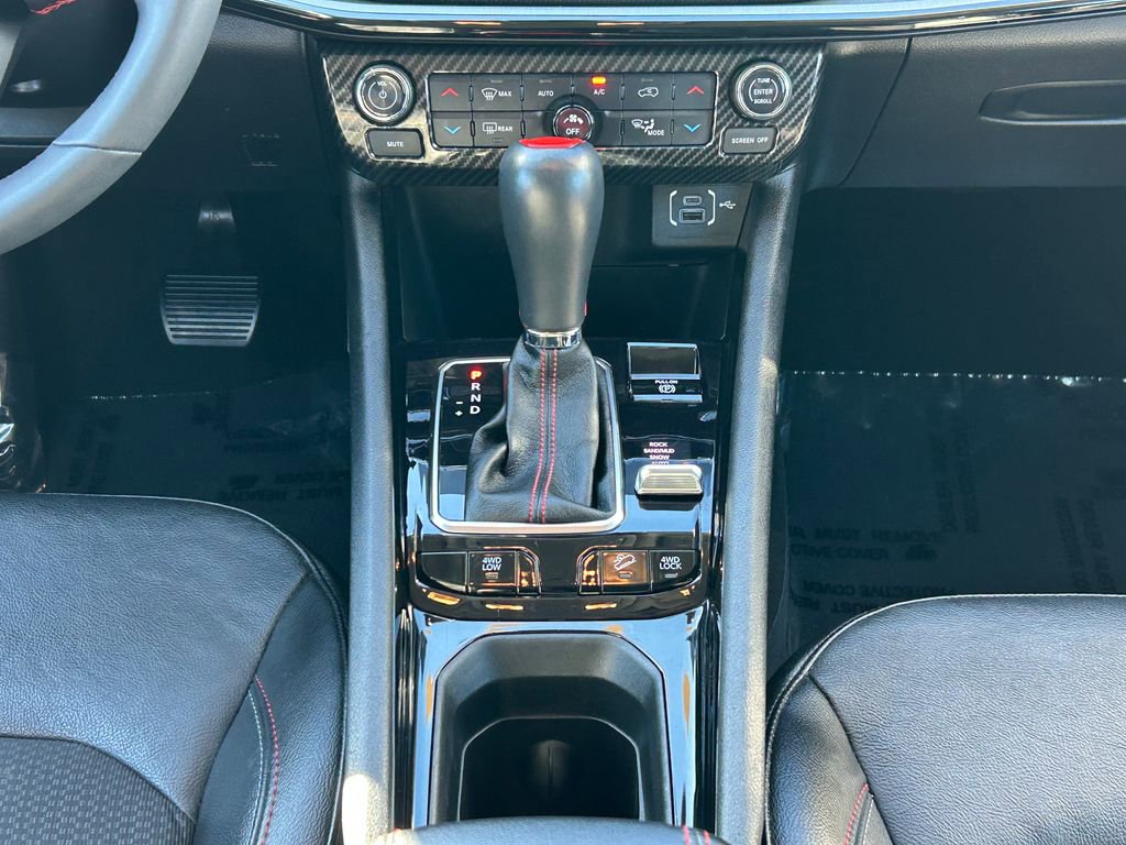 Used 2022 Jeep Compass Trailhawk image 25