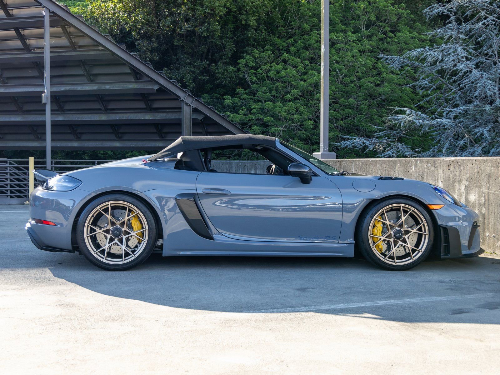 Certified 2025 Porsche 718 Boxster Spyder RS image 12