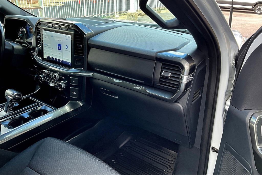 Certified 2022 Ford F150 XLT w/ Equipment Group 302A High image 15