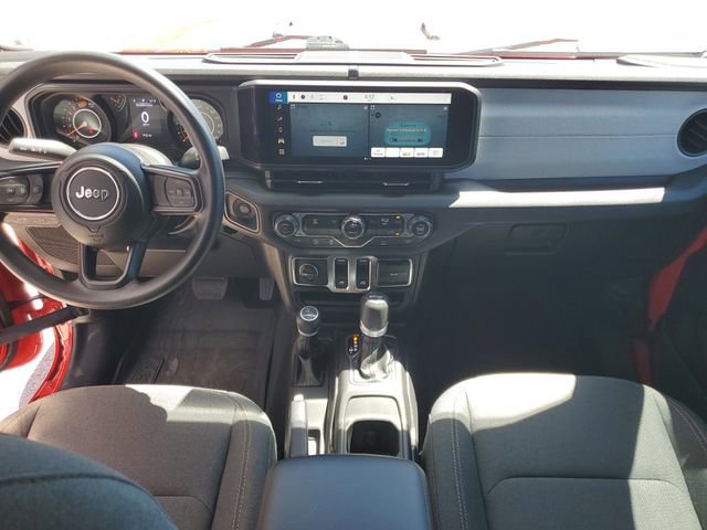 Used 2025 Jeep Wrangler Sport image 3